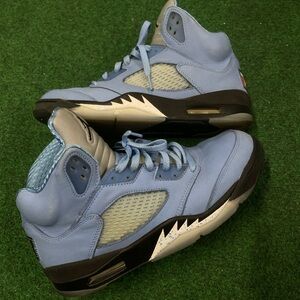 Air Jordan 5s UNC size 10